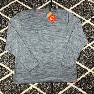 NWT The American Outdoorsman Mens X-Large 
Quick Dry Cooling Active Shirt
